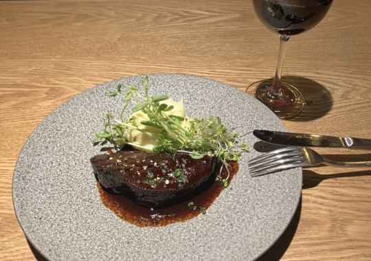 赤ワインとお肉料理のペアリング