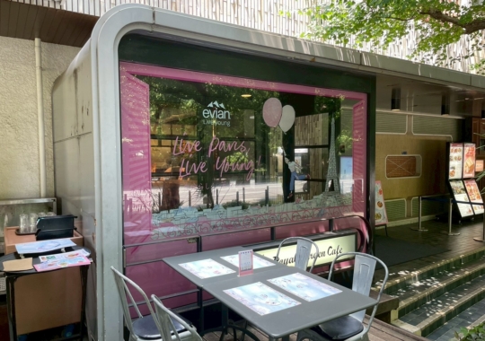 店頭や卓上にもブランド表現